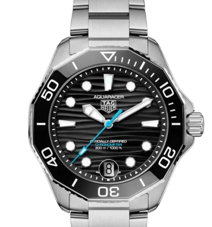 Aquaracer Professional 300 Date 